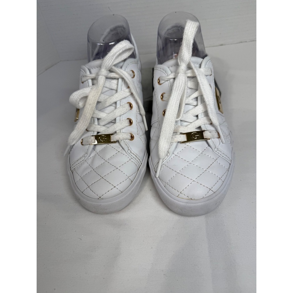 GBG Los Angeles Byron White Quilted Gold Hardware Sneakers GGBYRONES-C 7.5M